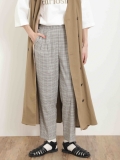 【Lサイズ / WEB限定】スッキリテーパードパンツ